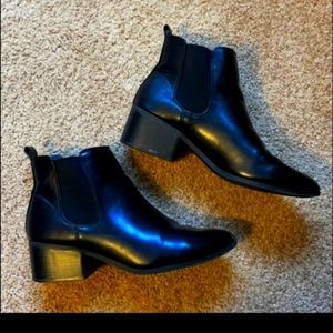 Chelsea boots